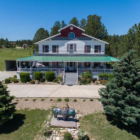 Eagle'S Landing Lodge Къстър Екстериор снимка