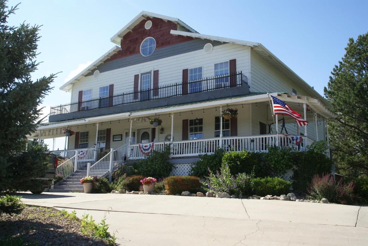 Eagle'S Landing Lodge Къстър Екстериор снимка